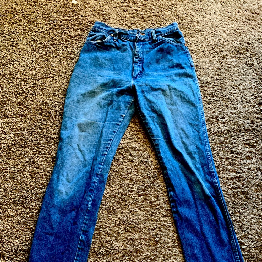 Vintage mens wrangler jeans ! I’m really good shape !